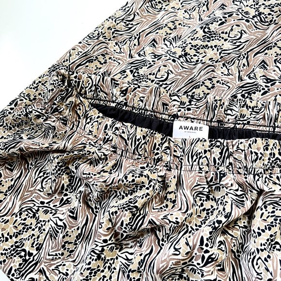 AWARE by vero moda comfy, flowy josephine printed midi skirt - Picture 5 of 7